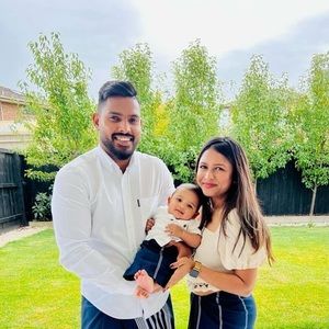 Meet your Posher, Shey